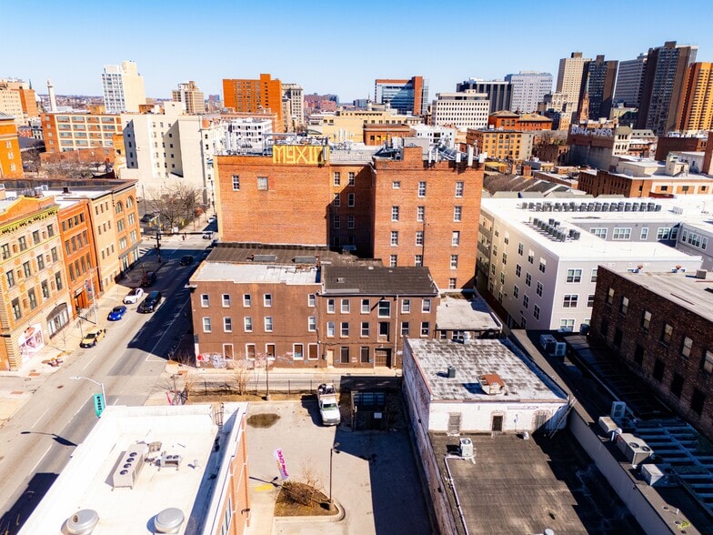 More Photos Of 403 W Franklin St, Baltimore Apartments For Sale