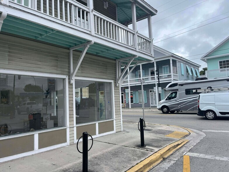 More Photos Of 1110 Truman Ave, Key West General Retail For Lease