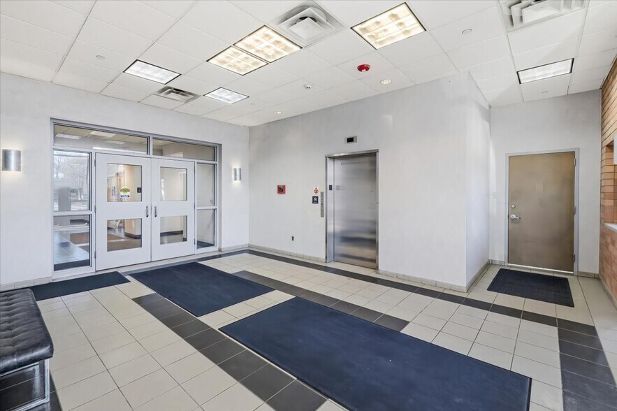 More Photos Of 333 Old Hook Rd, Westwood Medical For Sale