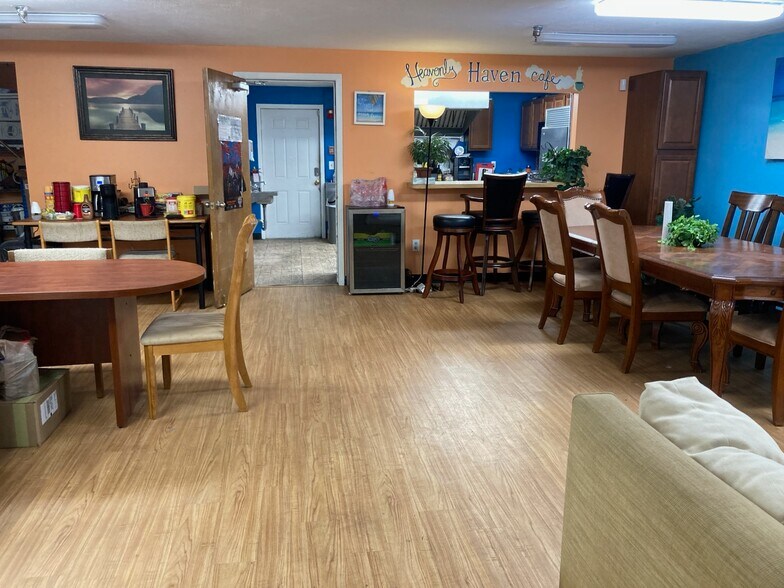 More Photos Of 547 High St, Daytona Beach Office For Sale
