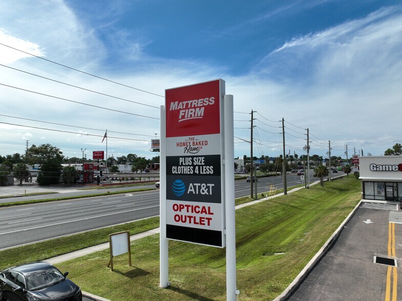 More Photos Of 8619-8637 Us Hwy 19 N, Port Richey Unknown For Lease