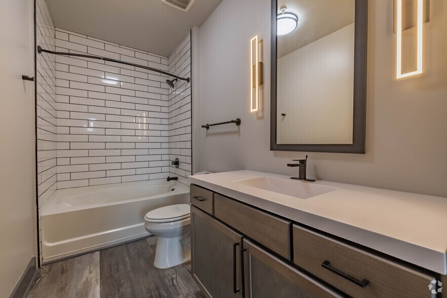 More Photos Of 830 Main St, Cincinnati Apartments For Lease