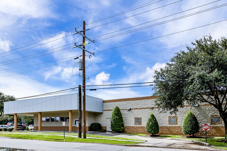 More Photos Of 3131 Elysian Fields Ave, New Orleans Storefront Retail Office For Lease
