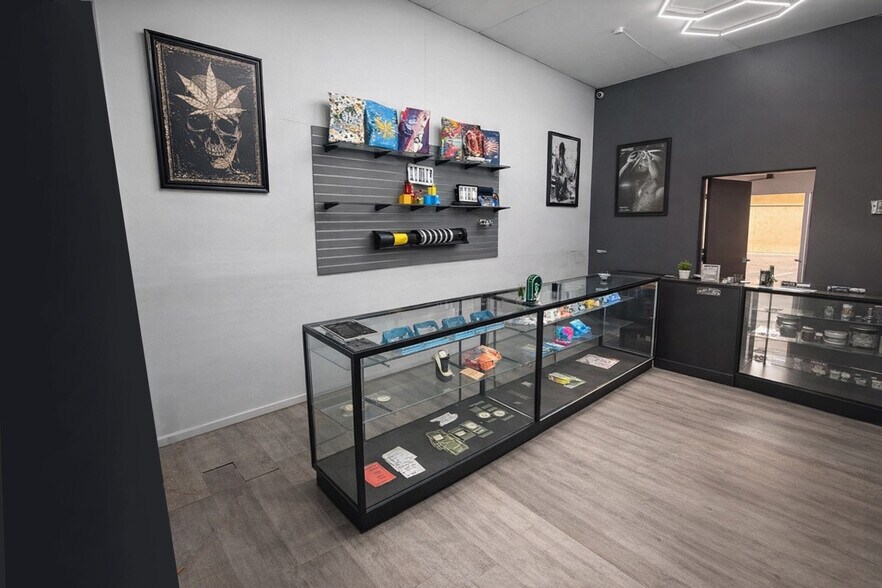 More Photos Of 5001-5005 Lankershim Blvd, North Hollywood Unknown For Lease