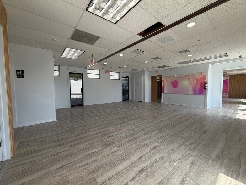 More Photos Of 3418 W Swann Ave, Tampa Office For Lease