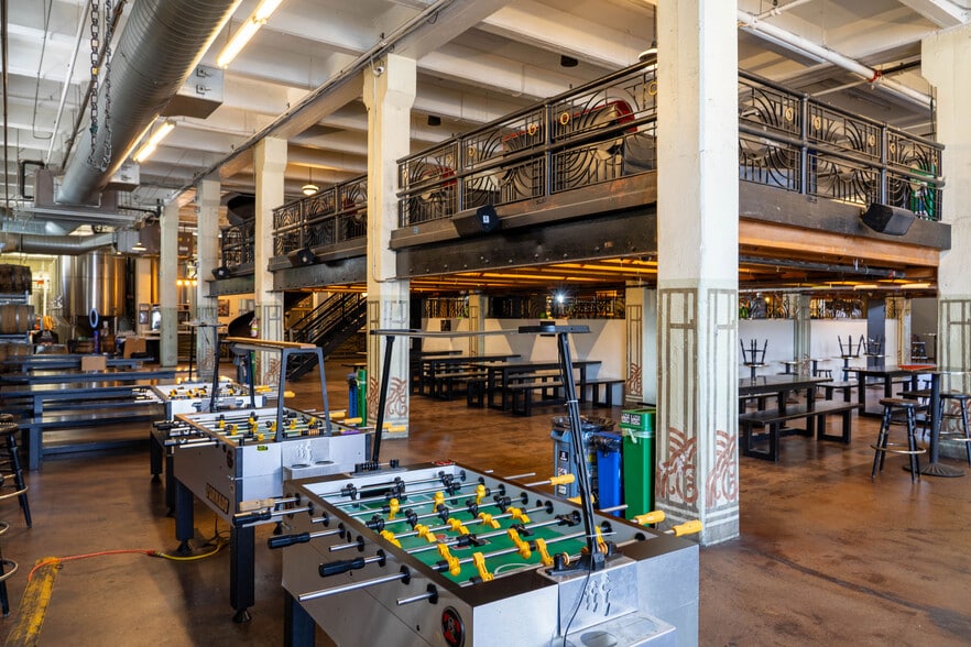More Photos Of 216 S Alameda St, Los Angeles Warehouse For Sale