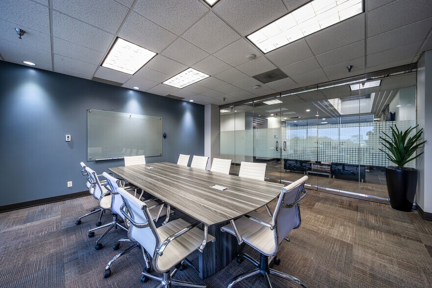 More Photos Of 15150 Preston Rd, Dallas Coworking Space