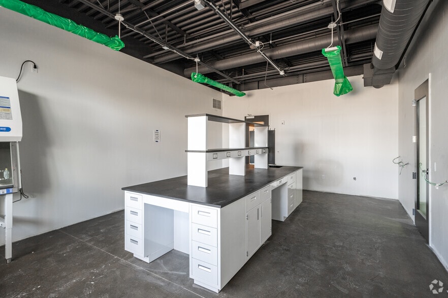 More Photos Of 308 E Vine Dr, Fort Collins Research And Development For Lease