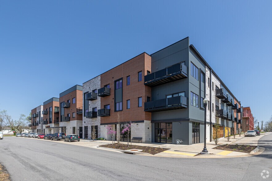 Primary Photo Of 301 SE G St, Bentonville Coworking Space