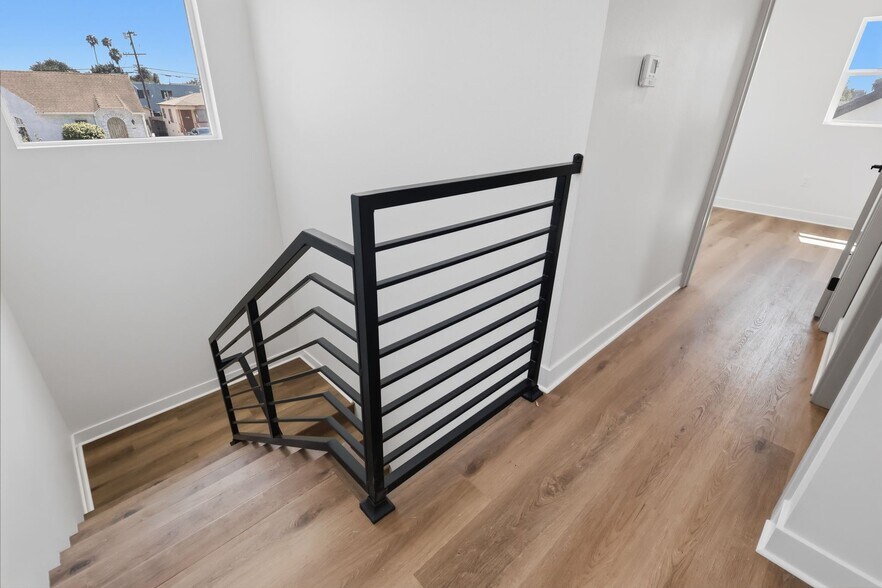 More Photos Of 1507 W 83rd St, Los Angeles Apartments For Sale