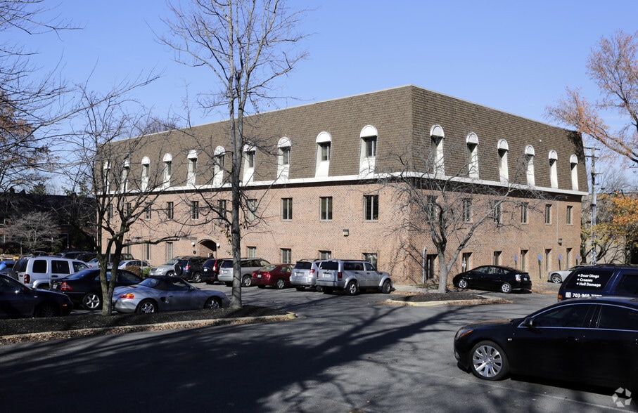 More Photos Of 10521 Judicial Dr, Fairfax Medical For Sale