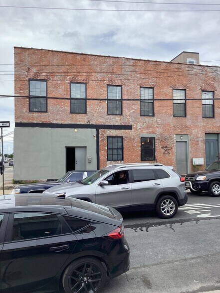 More Photos Of 27 Coffey St, Brooklyn Schools For Lease