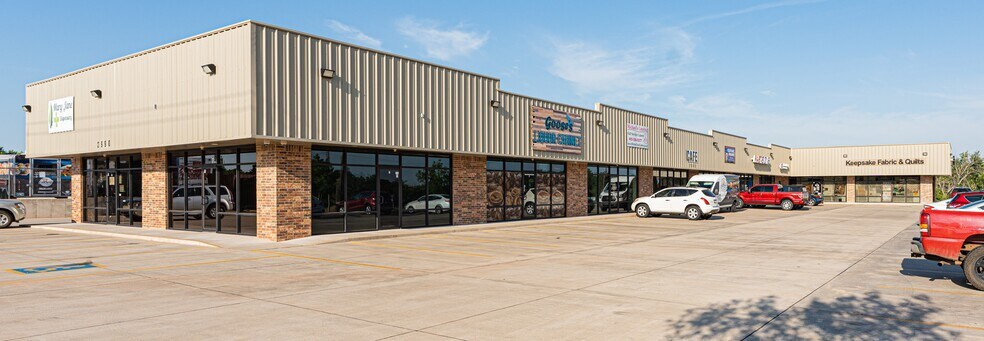 More Photos Of 2990 SE 19th St, Moore Storefront Retail Office For Lease