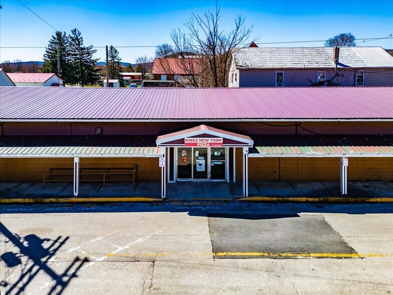 More Photos Of 100 W Main St, Fairfield Freestanding For Sale