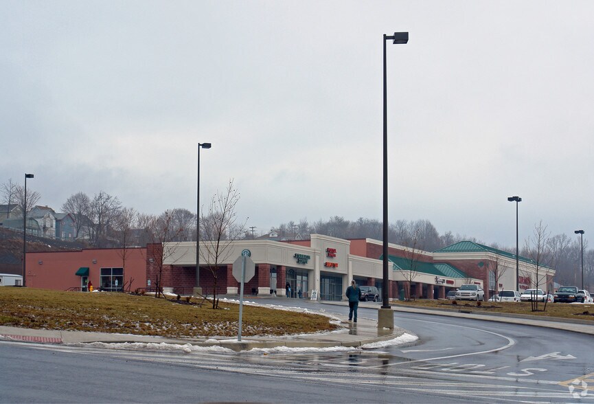 Primary Photo Of 116-228 E Chestnut Ave, Altoona Unknown For Lease