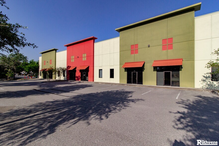 More Photos Of 4190 Waring Rd, Lakeland Manufacturing For Lease