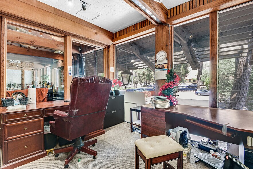 More Photos Of 43213 Mission Blvd, Fremont Office For Sale