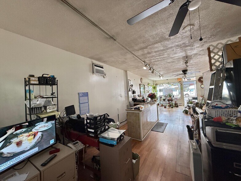 More Photos Of 718 Broadway, Bayonne Apartments For Lease