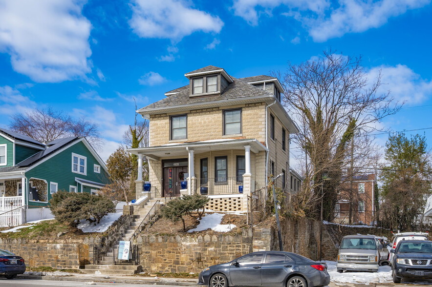 More Photos Of 4920 Belair Rd, Baltimore Office For Sale