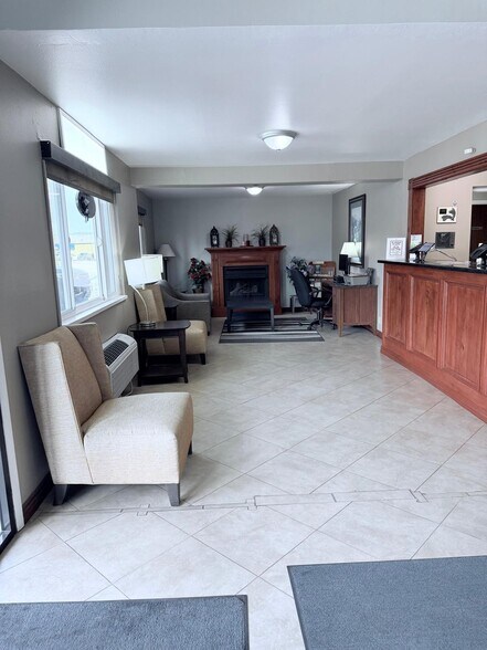 More Photos Of 590 E Main St, Price Hotel For Sale