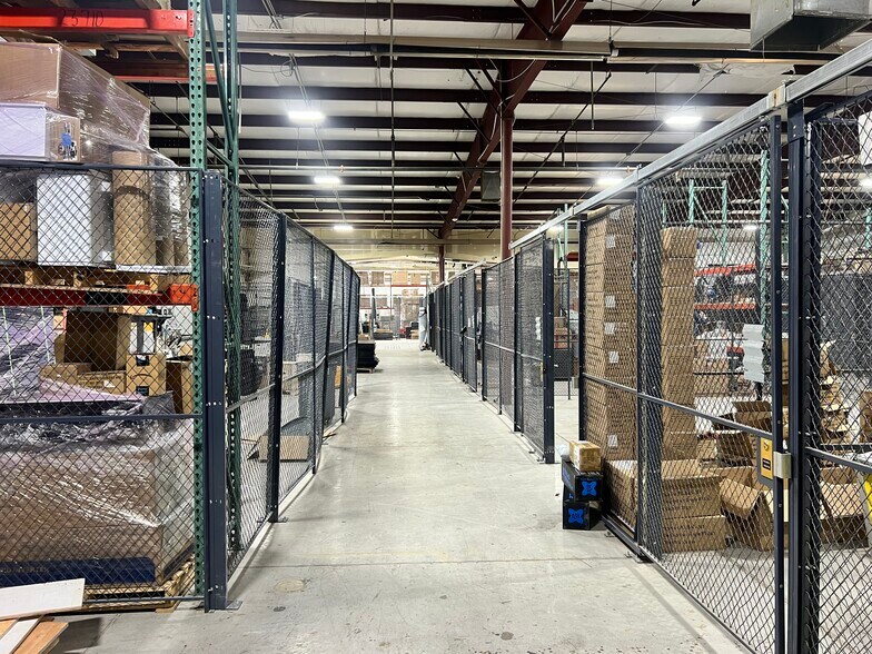 More Photos Of 1657 N State St, Lehi Manufacturing For Sale