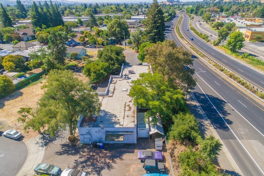 More Photos Of 2441-2449 2nd St, Napa Storefront For Lease