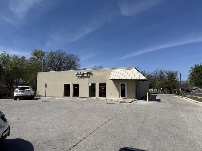 Primary Photo Of 2207 S Zarzamora St, San Antonio Medical For Sale