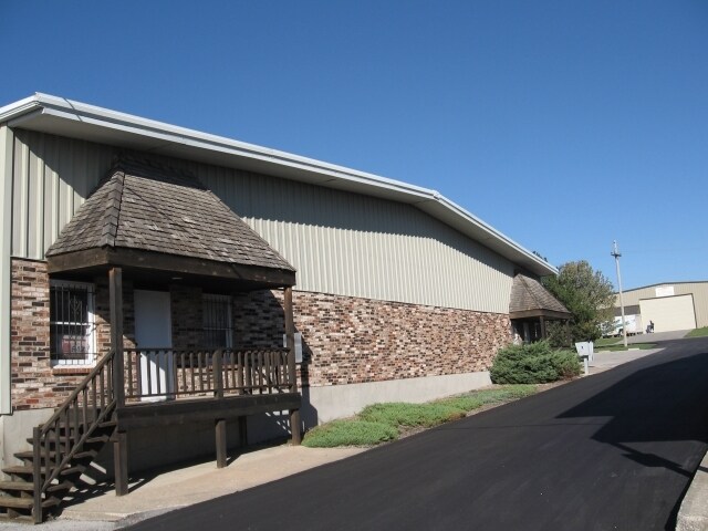 More Photos Of 15342 S Keeler St, Olathe Warehouse For Lease