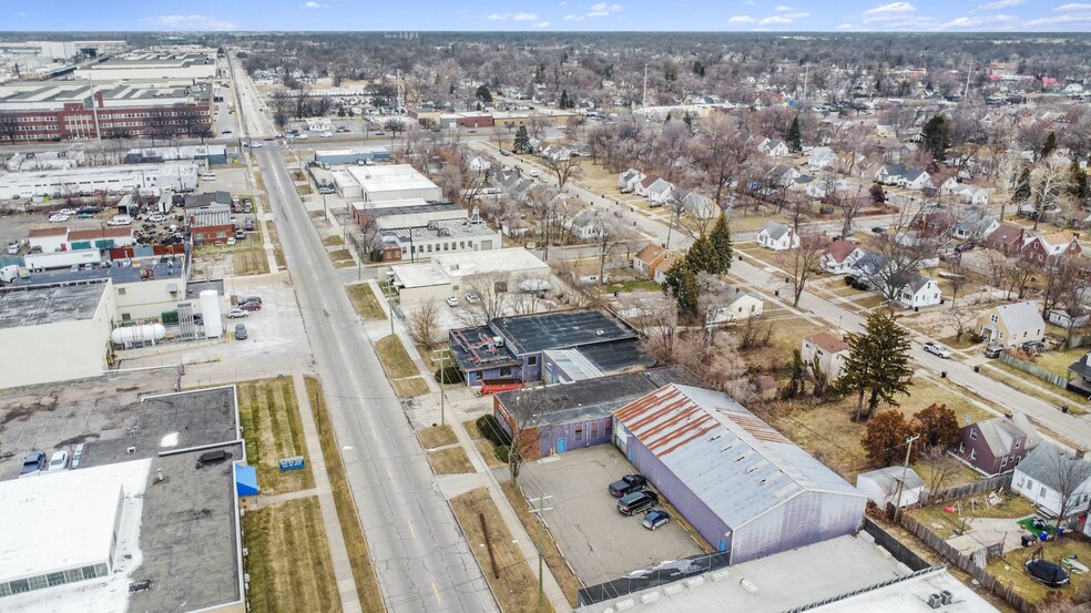 More Photos Of 20210 Sherwood St, Detroit Warehouse For Sale