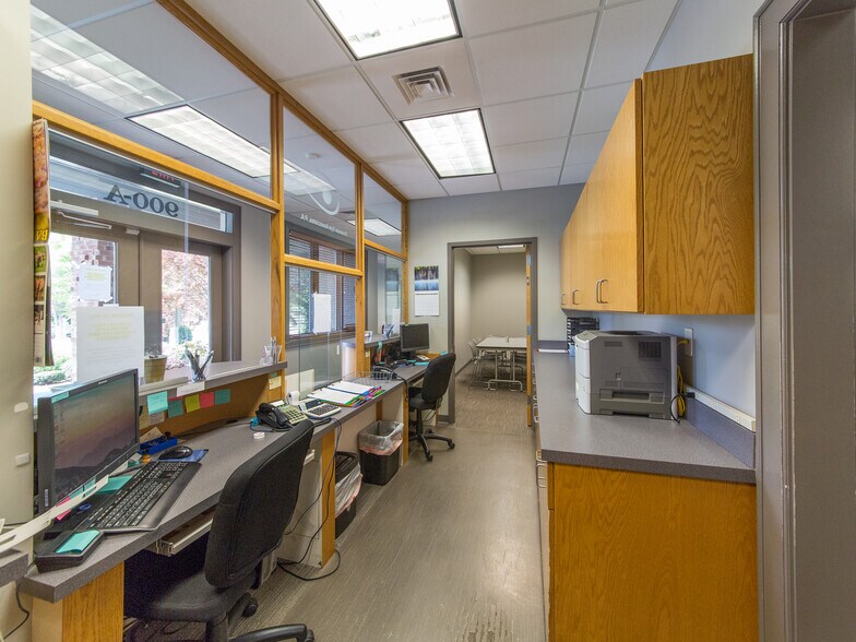 More Photos Of 900A Centrepark Dr, Asheville Medical For Sale
