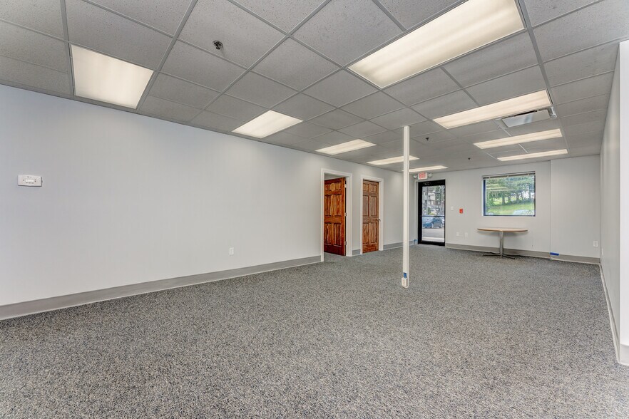 More Photos Of 1311-1319 Pineview Dr, Morgantown Medical For Sale