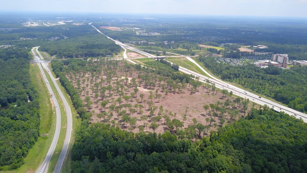 More Photos Of 441 Poplar Rd, Newnan Land For Sale