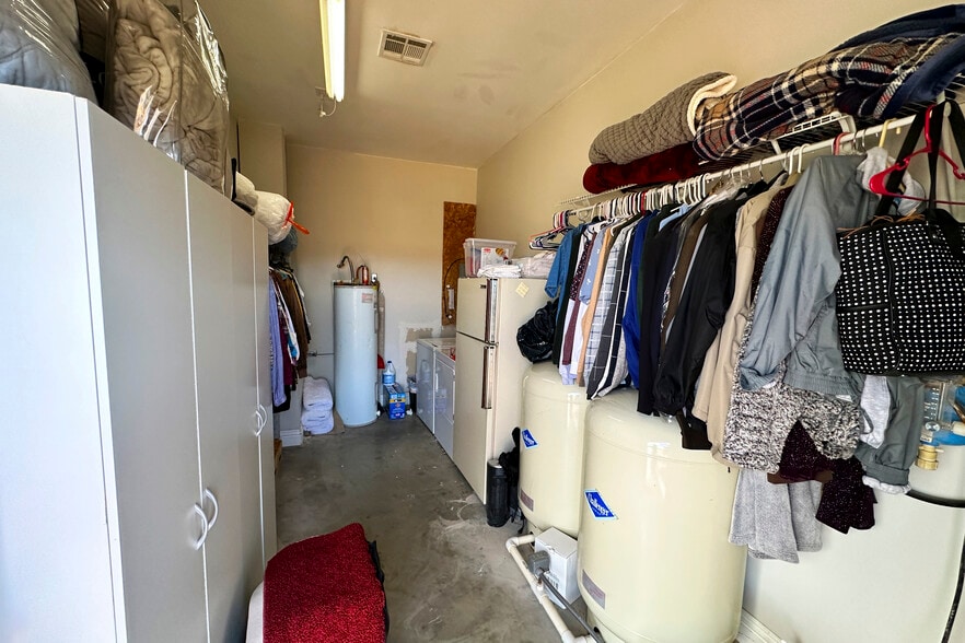 More Photos Of 3780 E Kellogg Rd, Pahrump Winery Vineyard For Sale