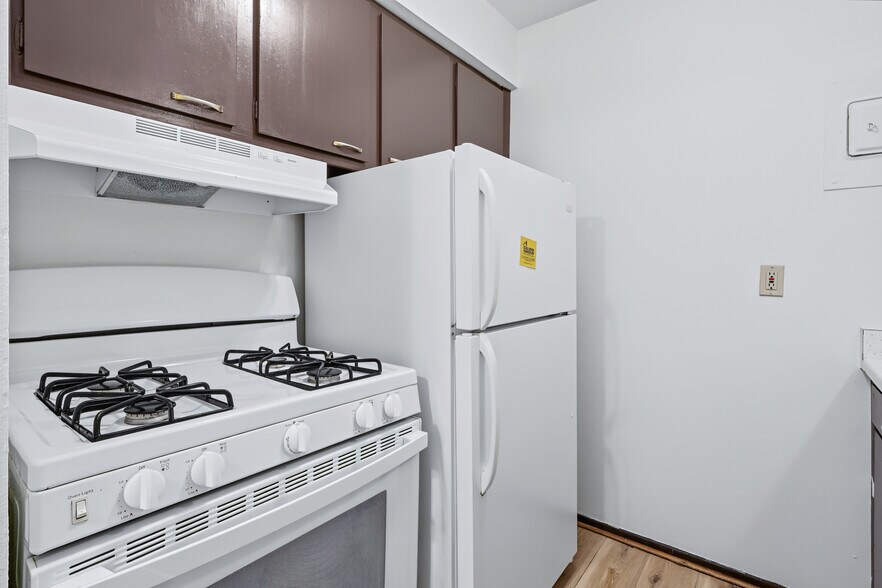More Photos Of 765-791 Russell Rd, Waterloo Apartments For Sale