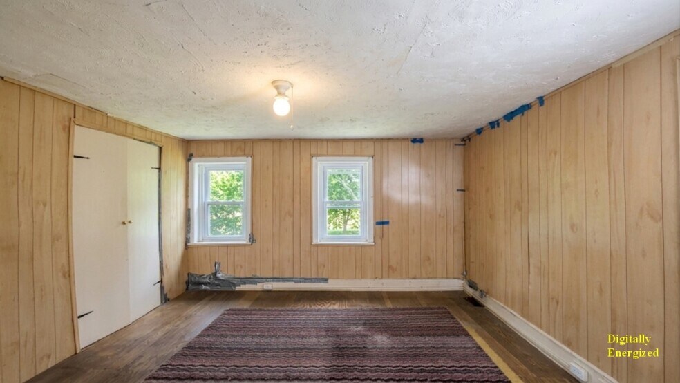 More Photos Of 4 The Lane, Somers Township Office For Sale