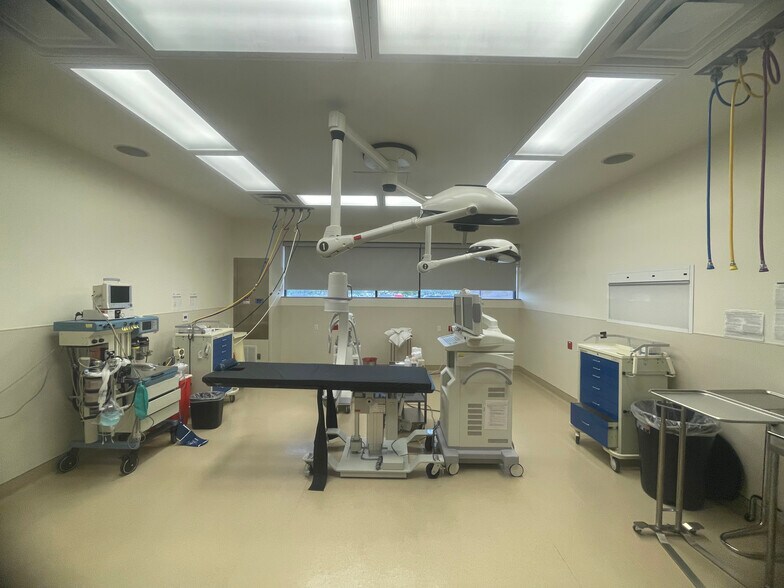 More Photos Of 7175 N Durango Dr, Las Vegas Medical For Lease