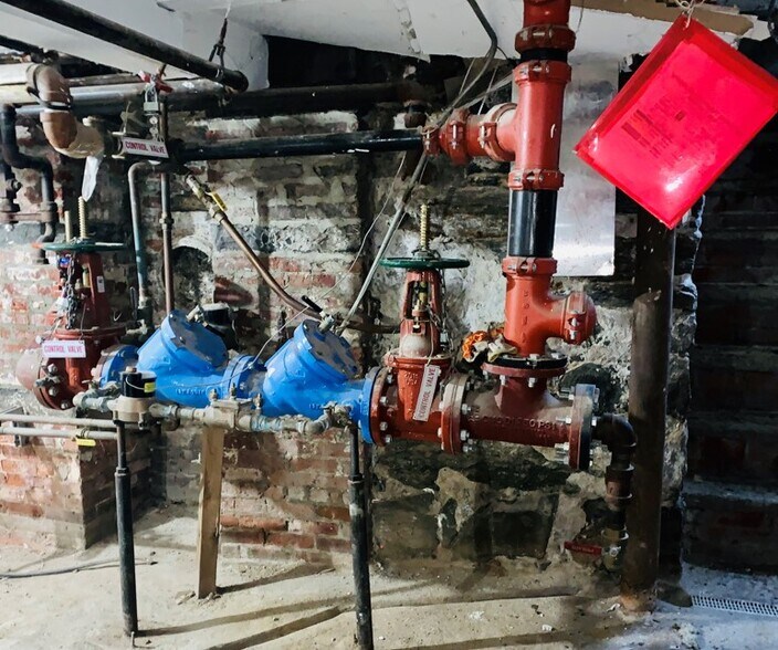 More Photos Of 98 Moore St, Brooklyn Storefront Retail Residential For Sale