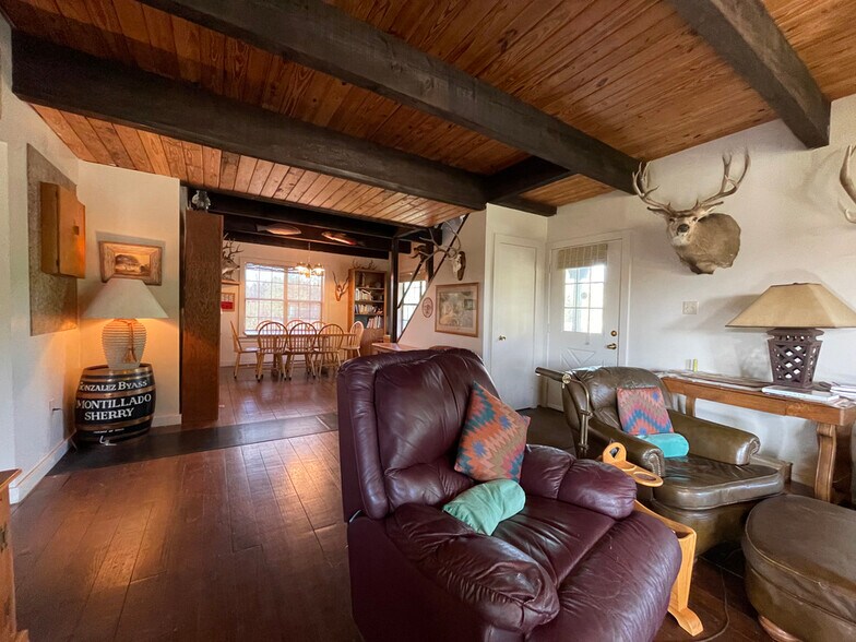 More Photos Of 1400 Greer ln, Burnet Land For Sale