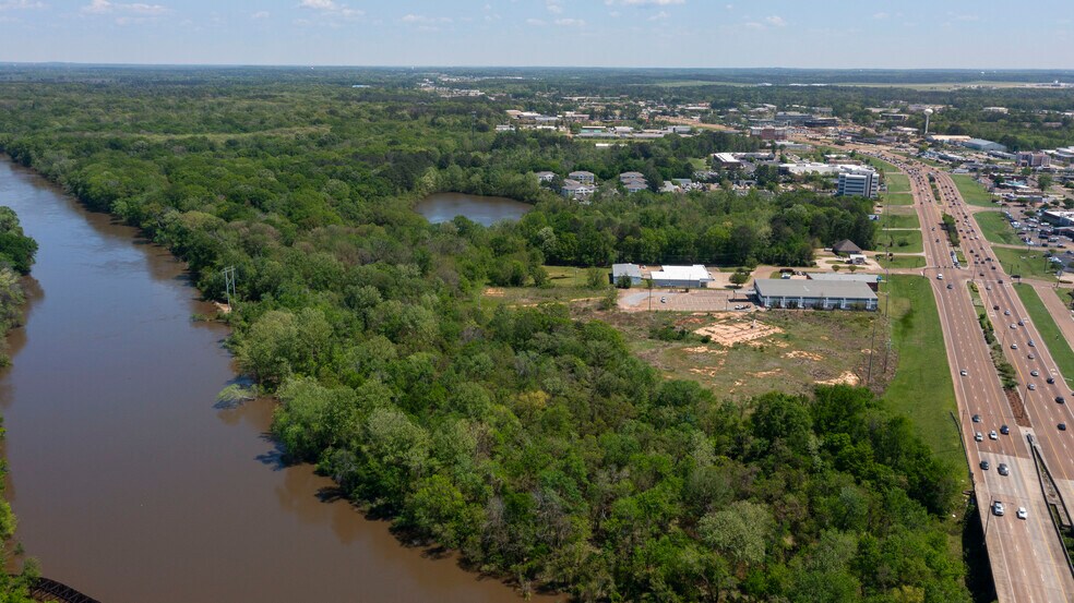 More Photos Of 2280 Lakeland Dr, Flowood Land For Sale