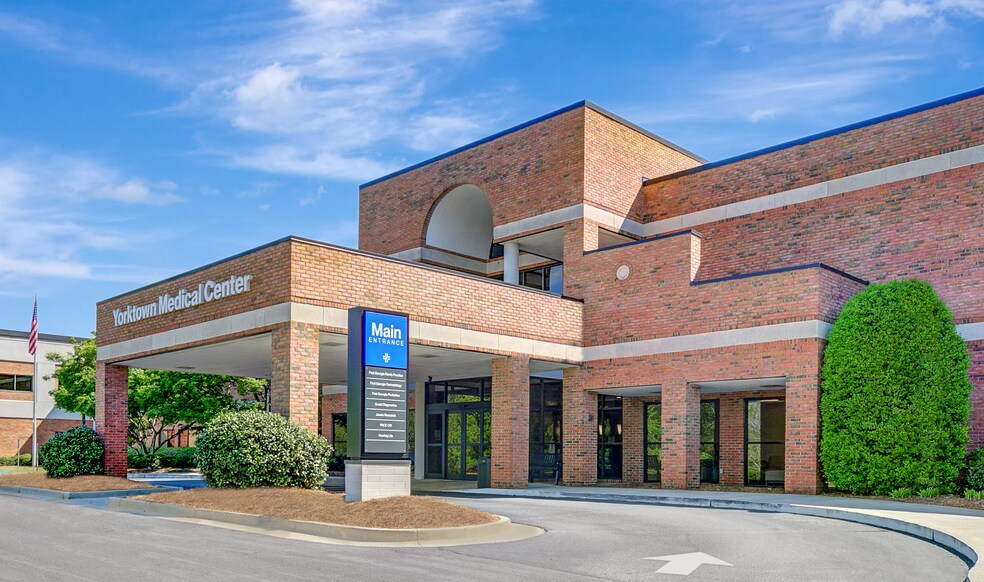 Primary Photo Of 101 Yorktown Dr, Fayetteville Medical For Lease