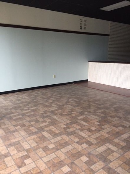 More Photos Of 3060 Keith Bridge Rd, Cumming Self Storage For Lease