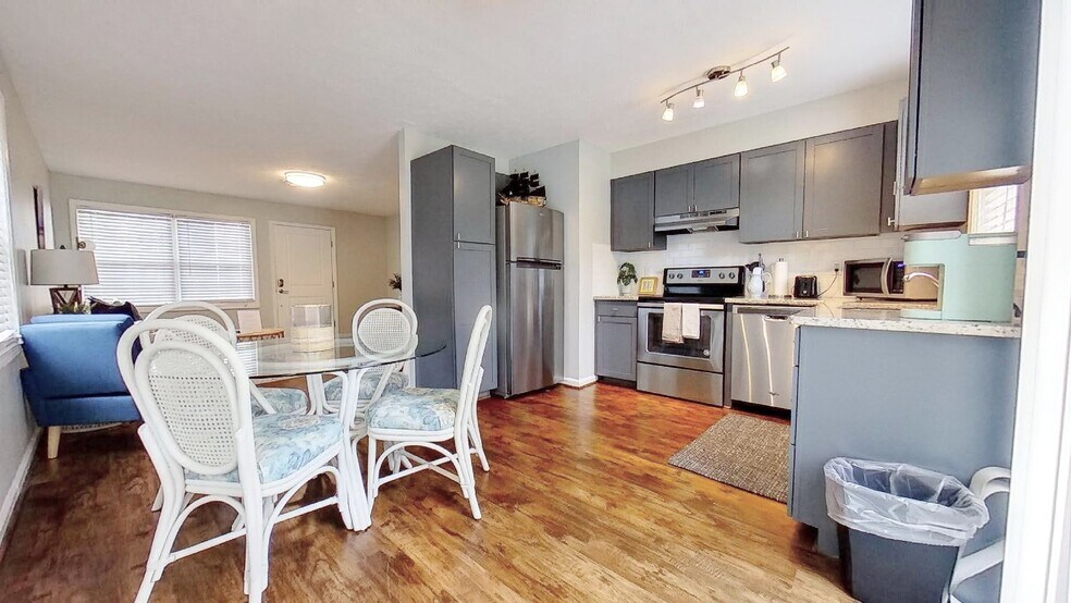 More Photos Of 4311 Maple Ave, Wilmington Apartments For Sale