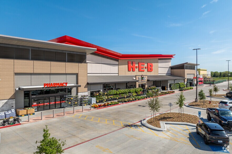 More Photos Of Hwy 288 & SH 6, Manvel Unknown For Lease