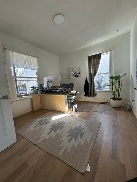 More Photos Of 615 15th St, Modesto Specialty For Sale