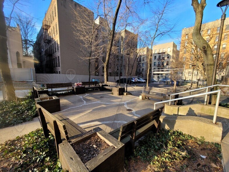 More Photos Of 1920 Amsterdam Ave, New York Apartments For Lease