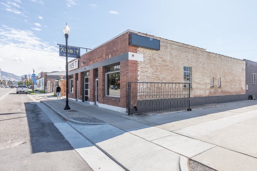 More Photos Of 351 W 400 S, Salt Lake City Freestanding For Lease