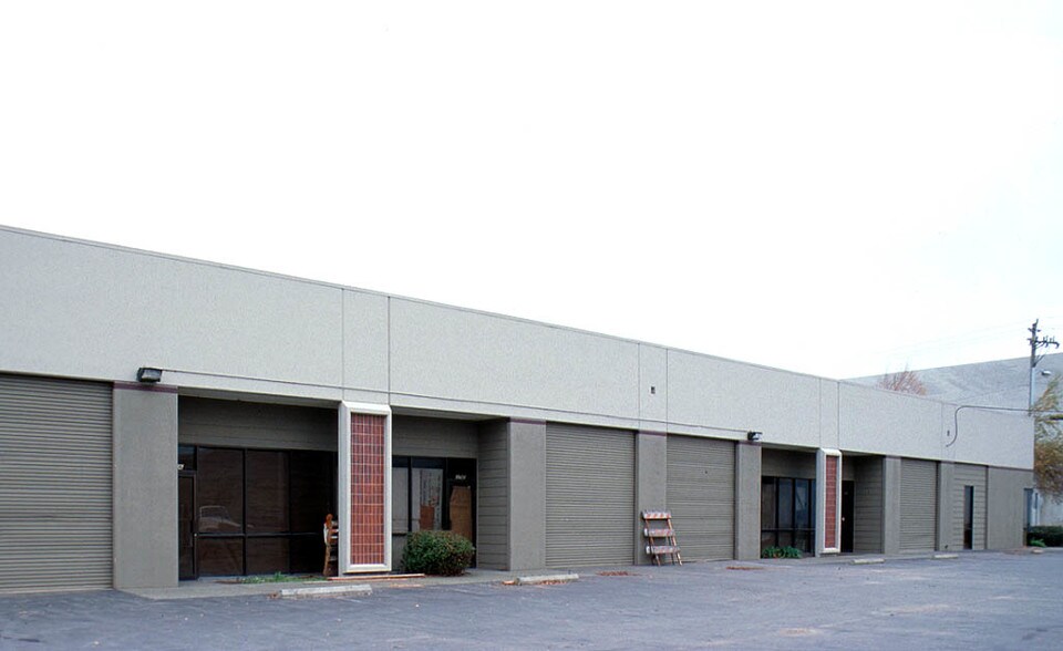 More Photos Of 2742-2798 Industrial Blvd, West Sacramento Warehouse For Lease
