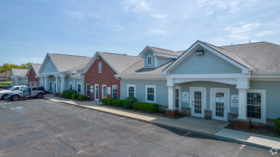 More Photos Of 3791-3809 Attucks Dr, Powell Unknown For Lease