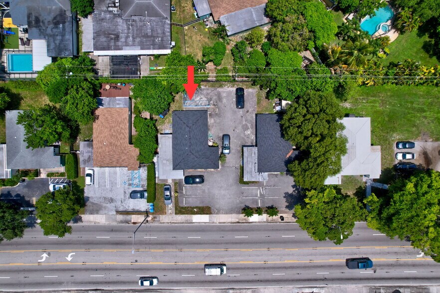 More Photos Of 16811 NE 6th Ave, Miami Office For Sale