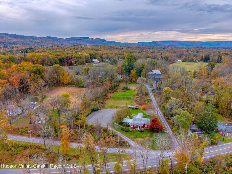 More Photos Of 155 Main St, High Falls Restaurant For Sale